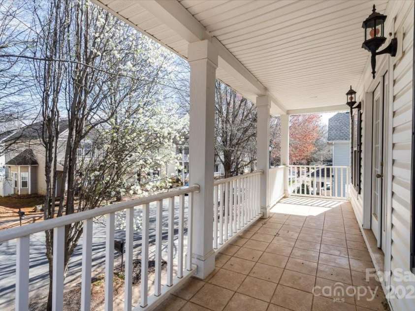 13014 Windy Lea Lane, Huntersville, NC 28078.  MLS# CAR4227702, YatesRealty ID 33804. 