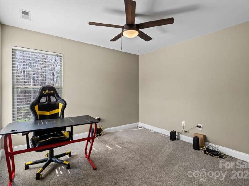 13014 Windy Lea Lane, Huntersville, NC 28078.  MLS# CAR4227702, YatesRealty ID 33804. 