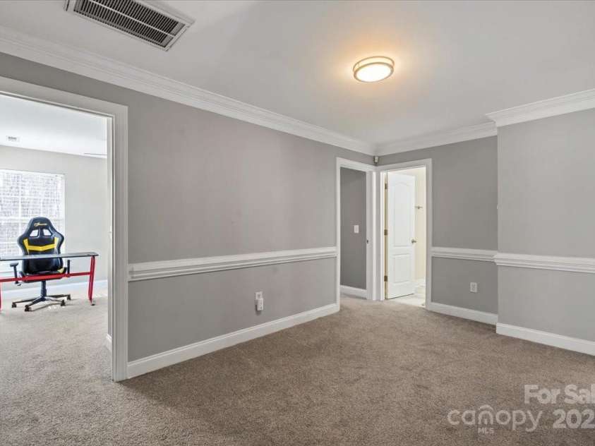 13014 Windy Lea Lane, Huntersville, NC 28078.  MLS# CAR4227702, YatesRealty ID 33804. 