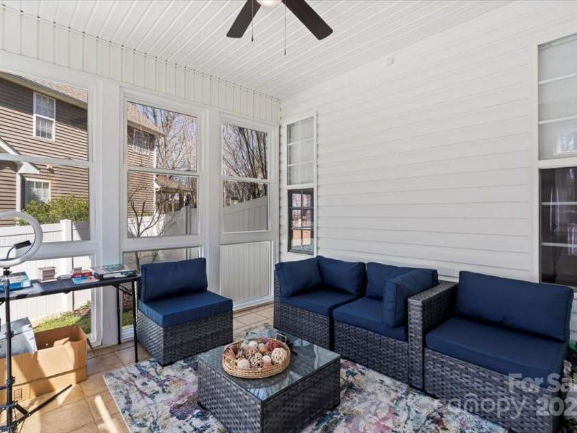 13014 Windy Lea Lane, Huntersville, NC 28078.  MLS# CAR4227702, YatesRealty ID 33804. 