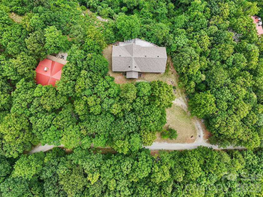 386 Arrowhead Trail, Columbus, NC 28722.  MLS# CAR4395929, YatesRealty ID 33804. 