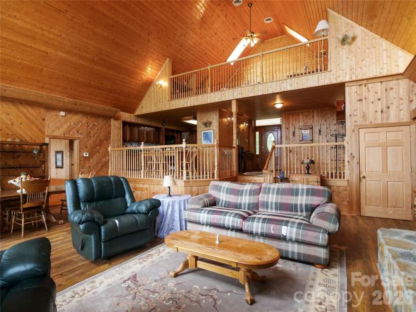 386 Arrowhead Trail, Columbus, NC 28722.  MLS# CAR4395929, YatesRealty ID 33804. 
