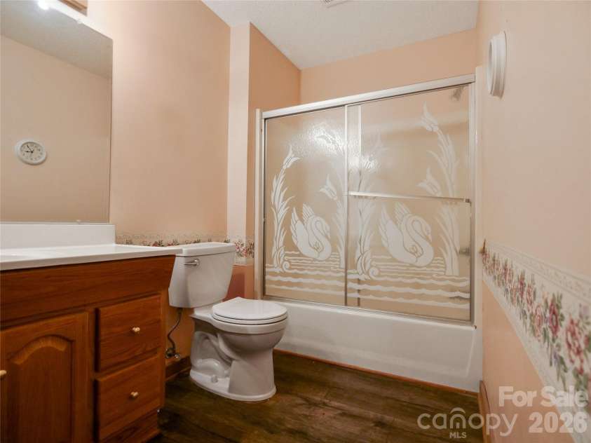 386 Arrowhead Trail, Columbus, NC 28722.  MLS# CAR4395929, YatesRealty ID 33804. 