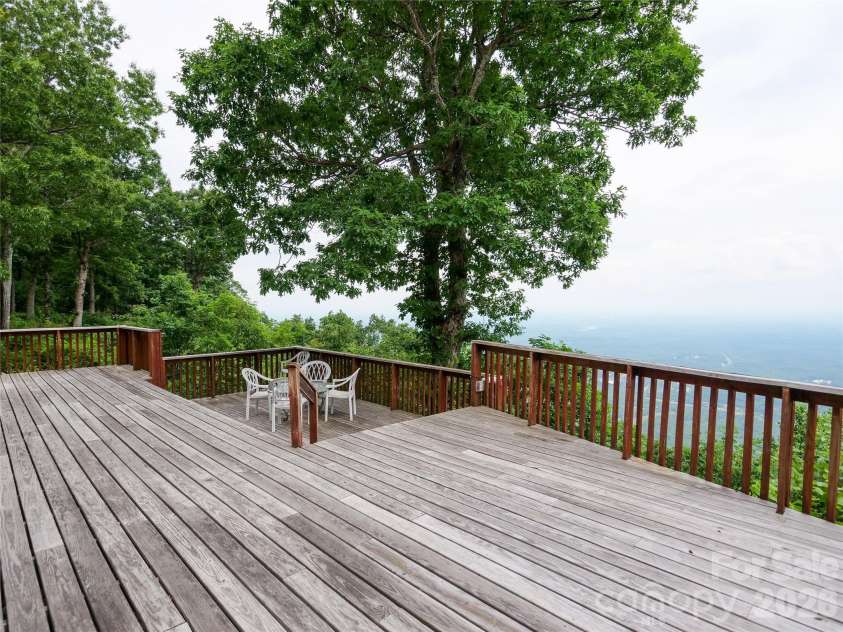 386 Arrowhead Trail, Columbus, NC 28722.  MLS# CAR4395929, YatesRealty ID 33804. 