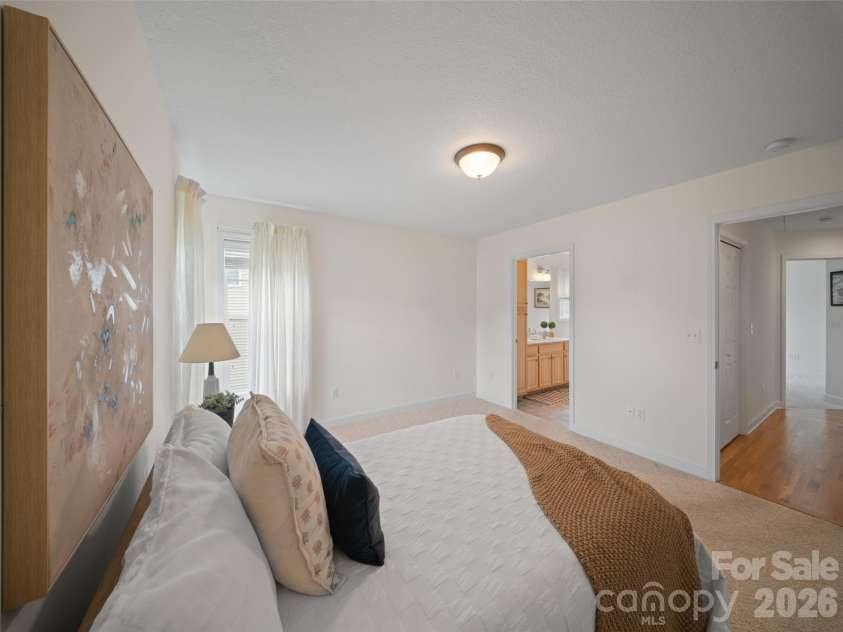 107 Cottage Loop, Waynesville, NC 28785.  MLS# CAR4397940, YatesRealty ID 33805. 