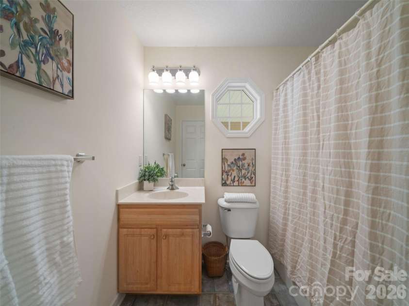 107 Cottage Loop, Waynesville, NC 28785.  MLS# CAR4397940, YatesRealty ID 33805. 