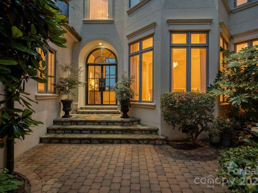 18408 Harbor Light Boulevard, Cornelius, NC 28031.  MLS# CAR4273907, YatesRealty ID 33806. 