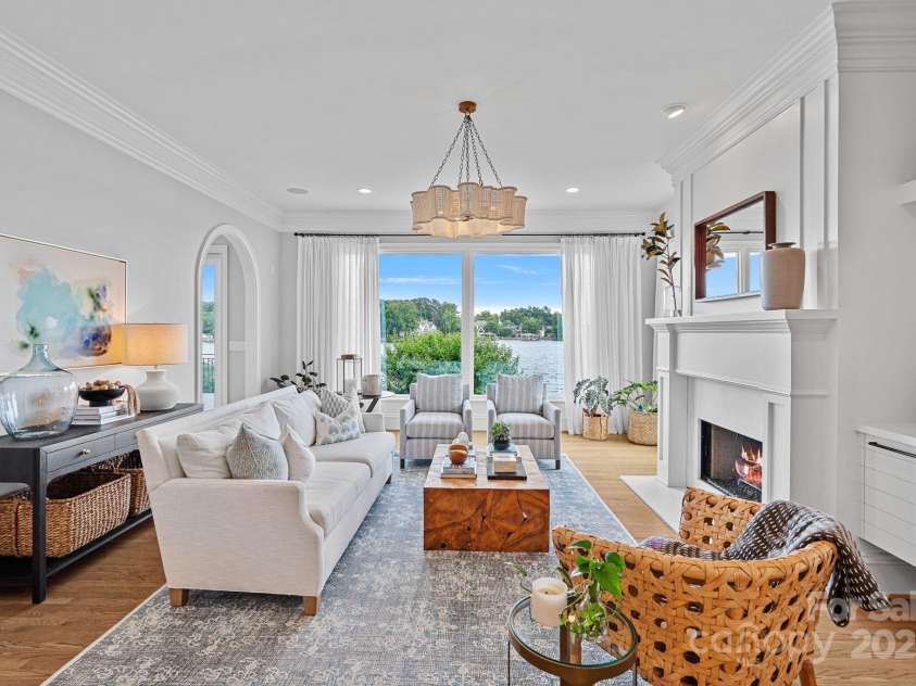 18408 Harbor Light Boulevard, Cornelius, NC 28031.  MLS# CAR4273907, YatesRealty ID 33806. 