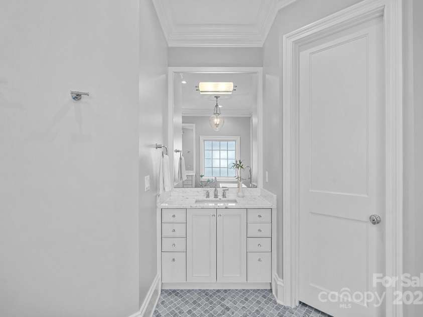 18408 Harbor Light Boulevard, Cornelius, NC 28031.  MLS# CAR4273907, YatesRealty ID 33806. 