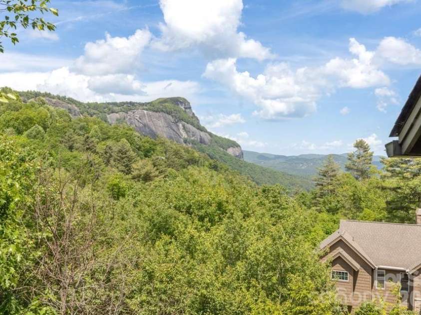 70 Norton Court, Highlands, NC 28741.  MLS# CAR4387101, YatesRealty ID 33806. 
