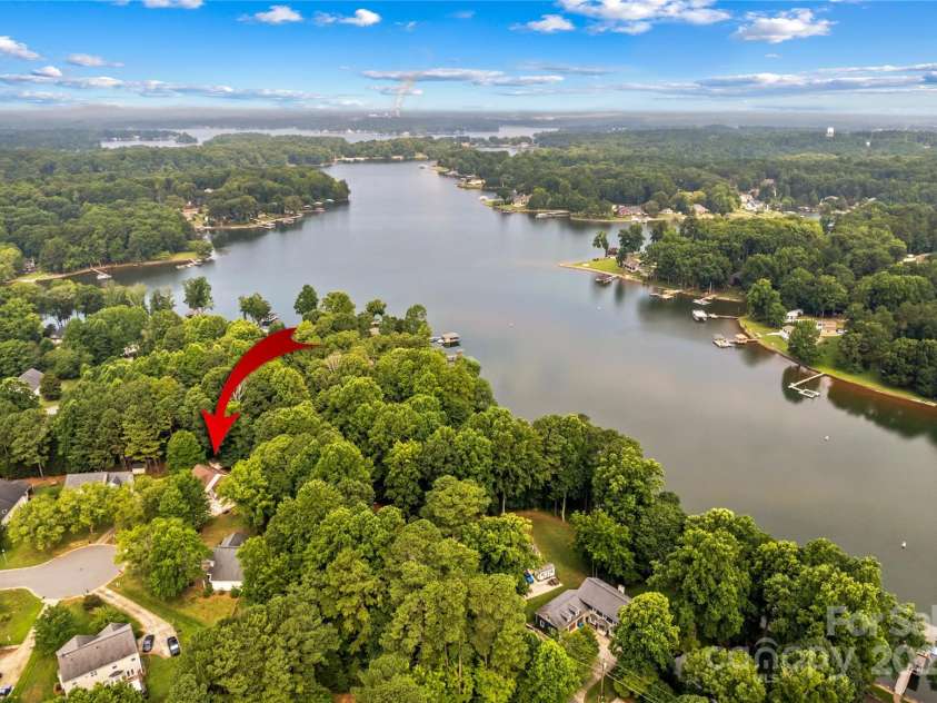 145 Summerbrook Lane, Mooresville, NC 28117.  MLS# CAR4280229, YatesRealty ID 33808. 