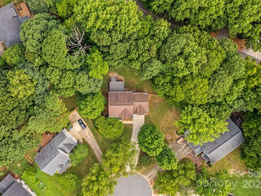 145 Summerbrook Lane, Mooresville, NC 28117.  MLS# CAR4280229, YatesRealty ID 33808. Cul de Sac Lot