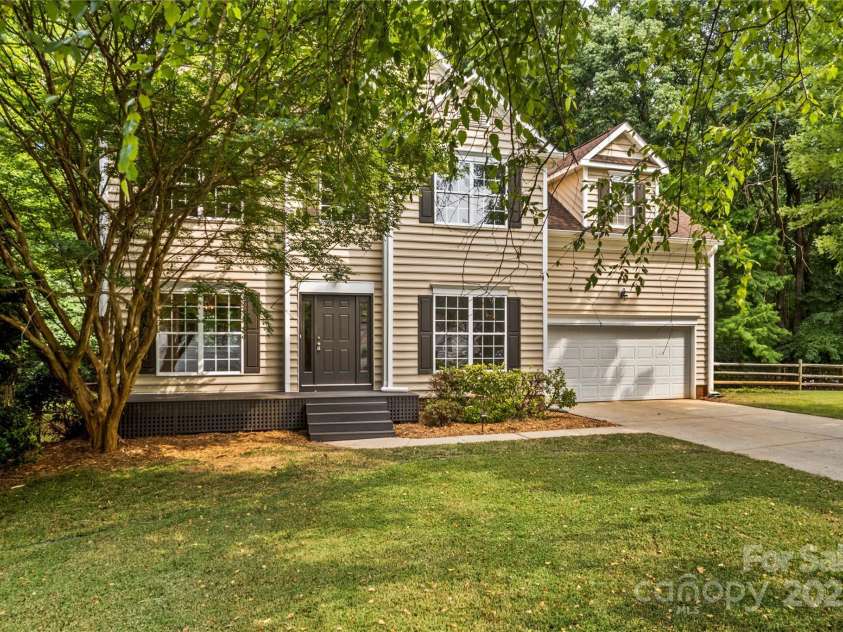 145 Summerbrook Lane, Mooresville, NC 28117.  MLS# CAR4280229, YatesRealty ID 33808. Two Car Garage and long driveway for Parking