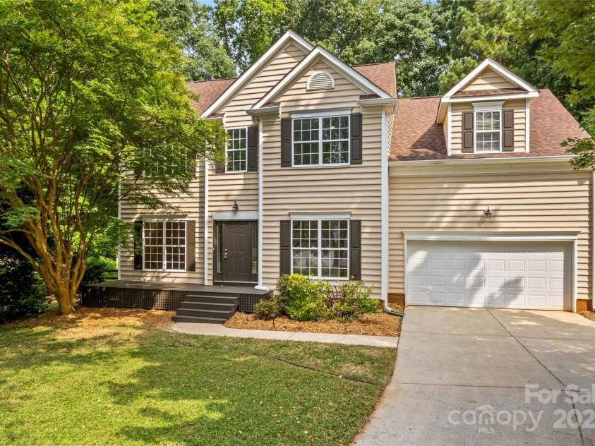 145 Summerbrook Lane, Mooresville, NC 28117.  MLS# CAR4280229, YatesRealty ID 33808. Welcome to 145 Summerbrook Lane, Mooresville NC 28117