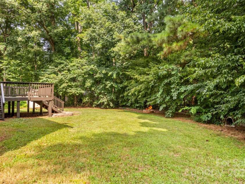 145 Summerbrook Lane, Mooresville, NC 28117.  MLS# CAR4280229, YatesRealty ID 33808. Yard