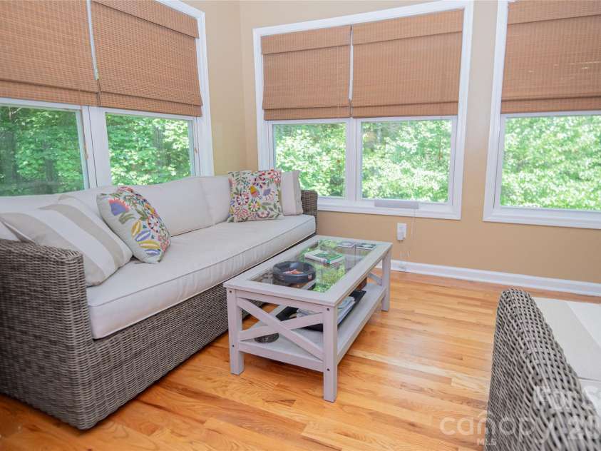 1518 Southpointe Drive, Morganton, NC 28655.  MLS# CAR4397240, YatesRealty ID 33809. 