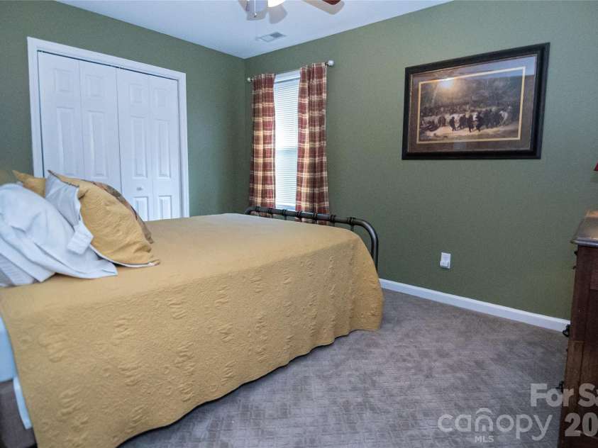 1518 Southpointe Drive, Morganton, NC 28655.  MLS# CAR4397240, YatesRealty ID 33809. 