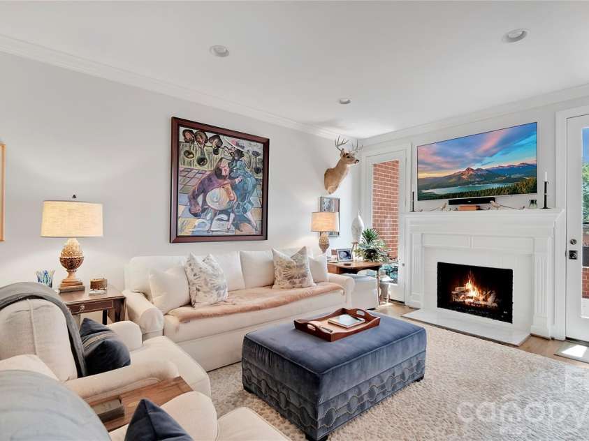 3524 Kylemore Court, Charlotte, NC 28210.  MLS# CAR4388897, YatesRealty ID 33810. 