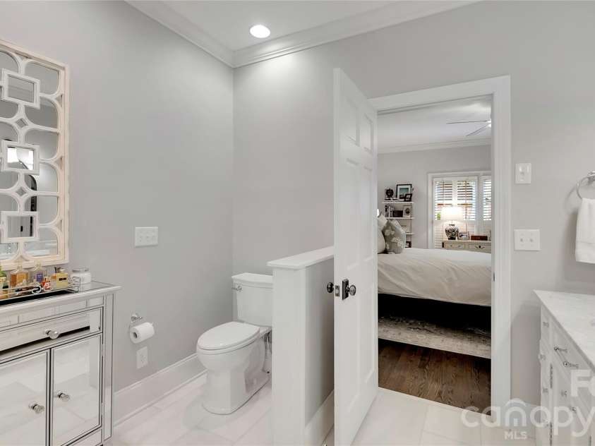 3524 Kylemore Court, Charlotte, NC 28210.  MLS# CAR4388897, YatesRealty ID 33810. 