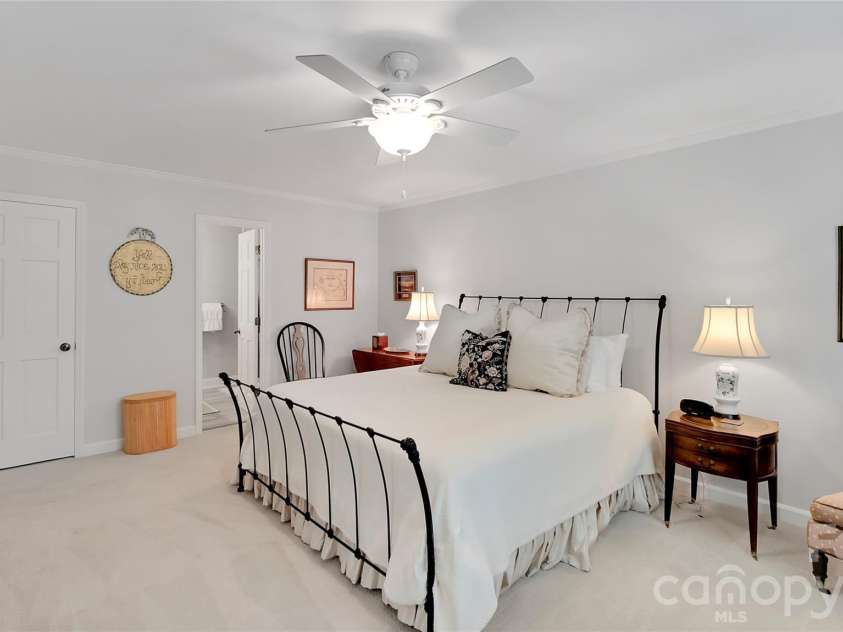 3524 Kylemore Court, Charlotte, NC 28210.  MLS# CAR4388897, YatesRealty ID 33810. 