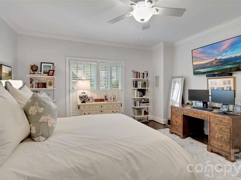 3524 Kylemore Court, Charlotte, NC 28210.  MLS# CAR4388897, YatesRealty ID 33810. 