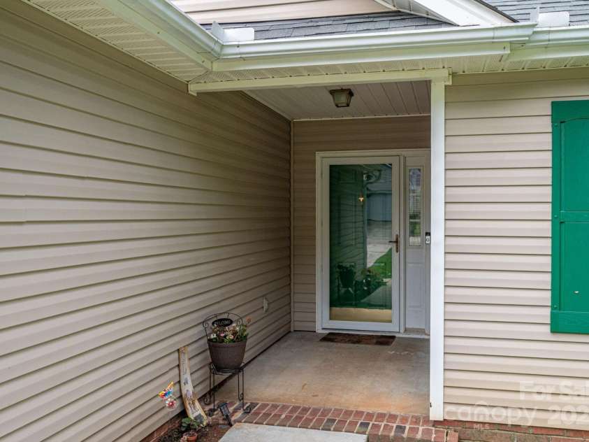 1441 Spring View Court, Rock Hill, SC 29732.  MLS# CAR4280950, YatesRealty ID 33811. 