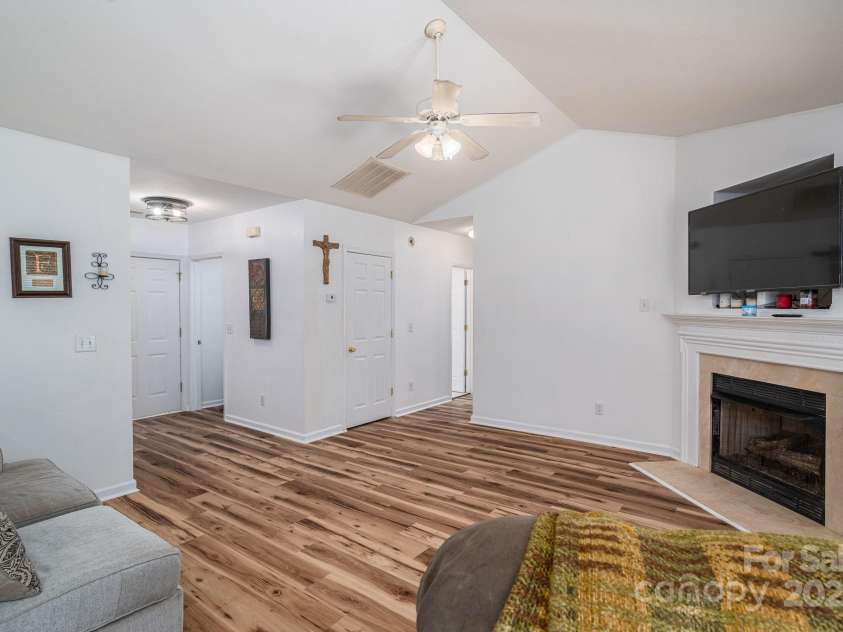 1441 Spring View Court, Rock Hill, SC 29732.  MLS# CAR4280950, YatesRealty ID 33811. 