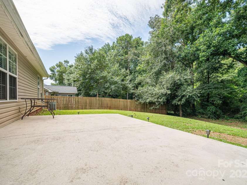 1441 Spring View Court, Rock Hill, SC 29732.  MLS# CAR4280950, YatesRealty ID 33811. 