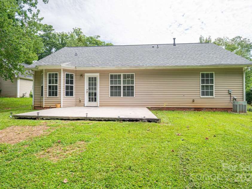 1441 Spring View Court, Rock Hill, SC 29732.  MLS# CAR4280950, YatesRealty ID 33811. 