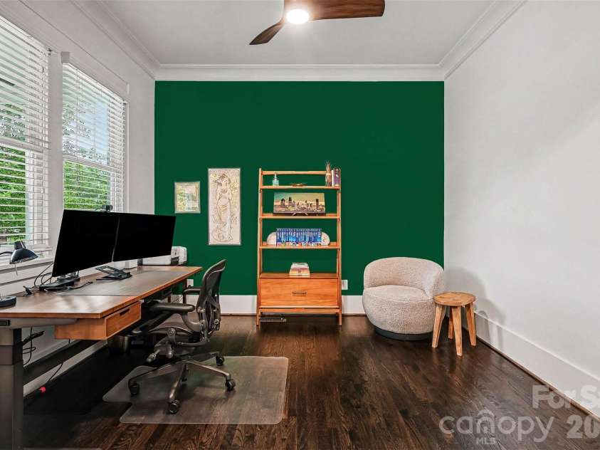 1615 Main Street, Charlotte, NC 28204.  MLS# CAR4386358, YatesRealty ID 33811. 