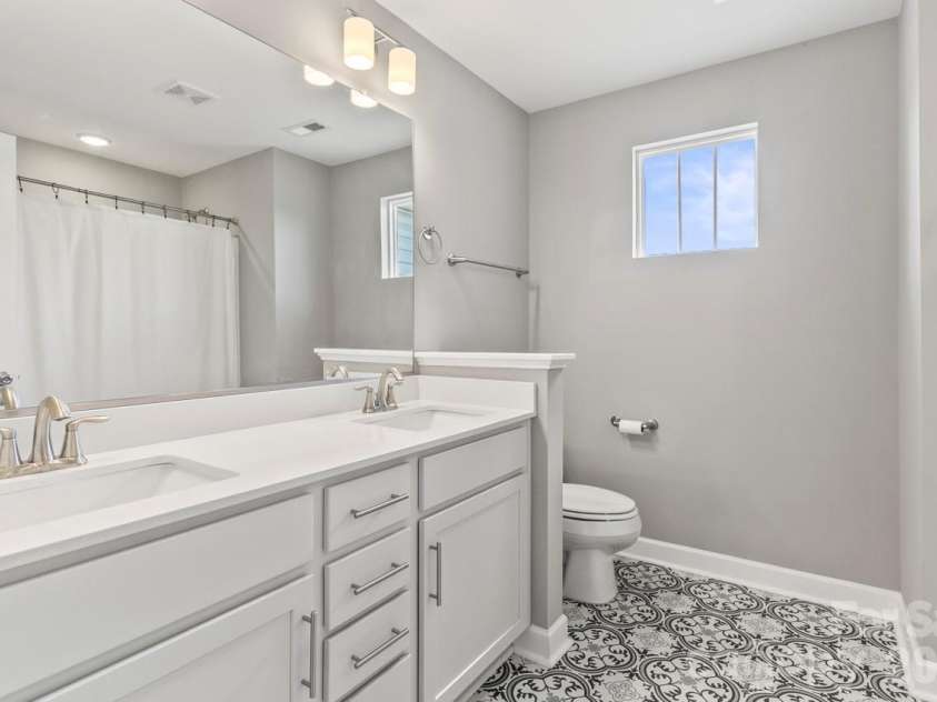 139 Wade Eaton Drive, Mocksville, NC 27028.  MLS# CAR4396137, YatesRealty ID 33812. Second full bath