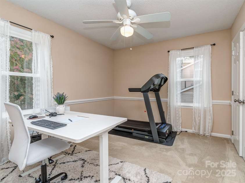 8715 Parkchester Drive, Charlotte, NC 28277.  MLS# CAR4288901, YatesRealty ID 33815. 2nd Floor Guest Room 2