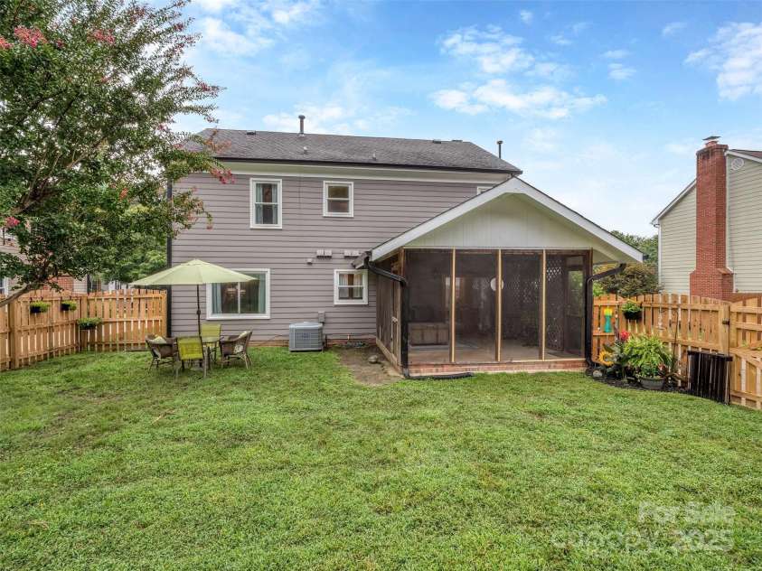 8715 Parkchester Drive, Charlotte, NC 28277.  MLS# CAR4288901, YatesRealty ID 33815. Private Rear Yard is Perfect for Enjoying Weather in the Carolinas!