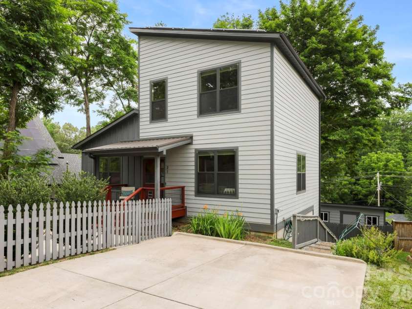 31 Lilac Street, Asheville, NC 28806.  MLS# CAR4389371, YatesRealty ID 33816. Floor plan