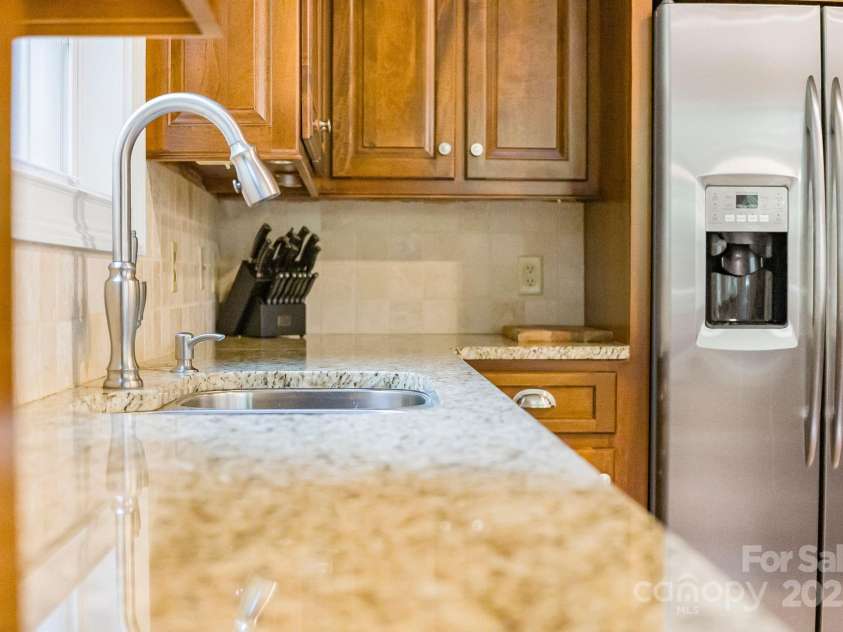 45 Brown Bear Ridge Trail, Zirconia, NC 28790.  MLS# CAR4281218, YatesRealty ID 33816. 