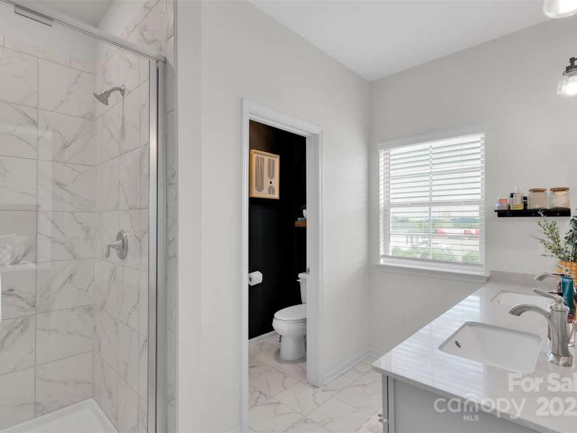 2131 Stevens Mill Road, Matthews, NC 28104.  MLS# CAR4291967, YatesRealty ID 33817. 