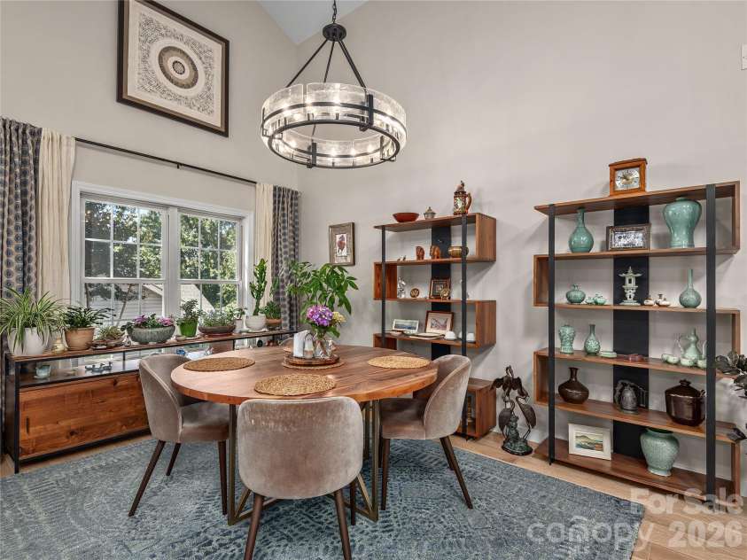 16 Stonebridge Drive, Asheville, NC 28805.  MLS# CAR4384057, YatesRealty ID 33819. 