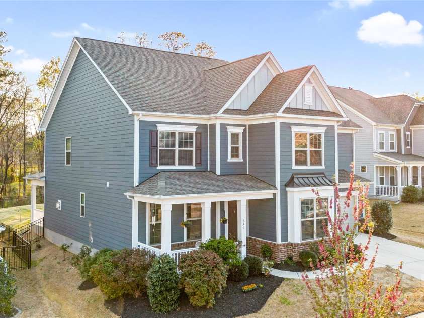 967 Stebbins Drive, Fort Mill, SC 29715.  MLS# CAR4237220, YatesRealty ID 3382. 