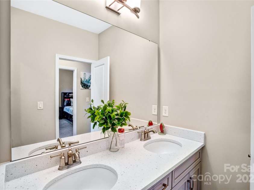 967 Stebbins Drive, Fort Mill, SC 29715.  MLS# CAR4237220, YatesRealty ID 3382. 