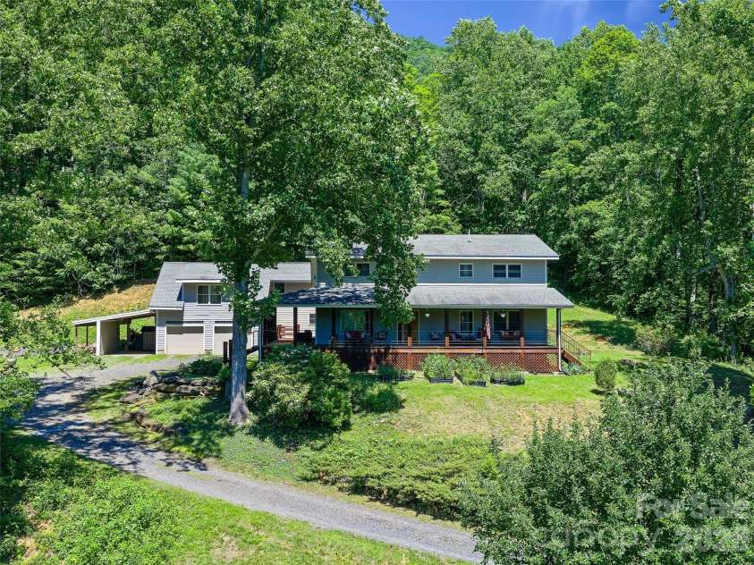 349 Spring Creek Road, Bakersville, NC 28705.  MLS# CAR4397746, YatesRealty ID 33820. 