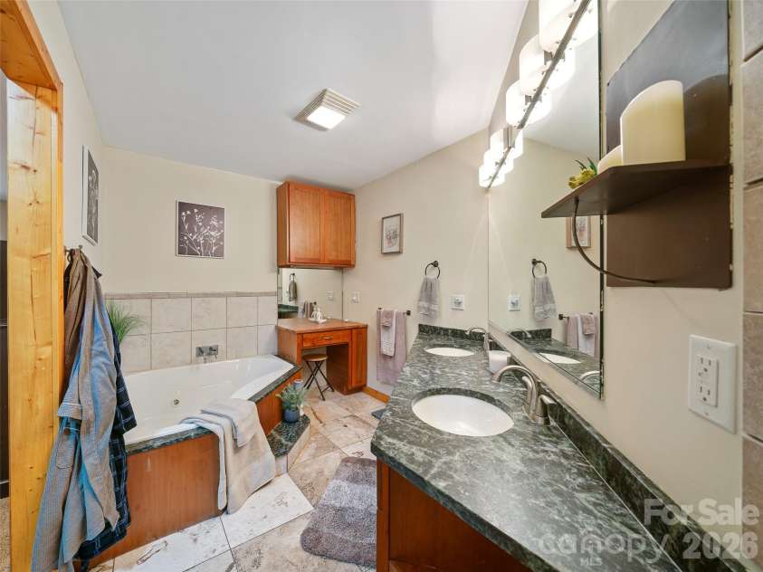 349 Spring Creek Road, Bakersville, NC 28705.  MLS# CAR4397746, YatesRealty ID 33820. 