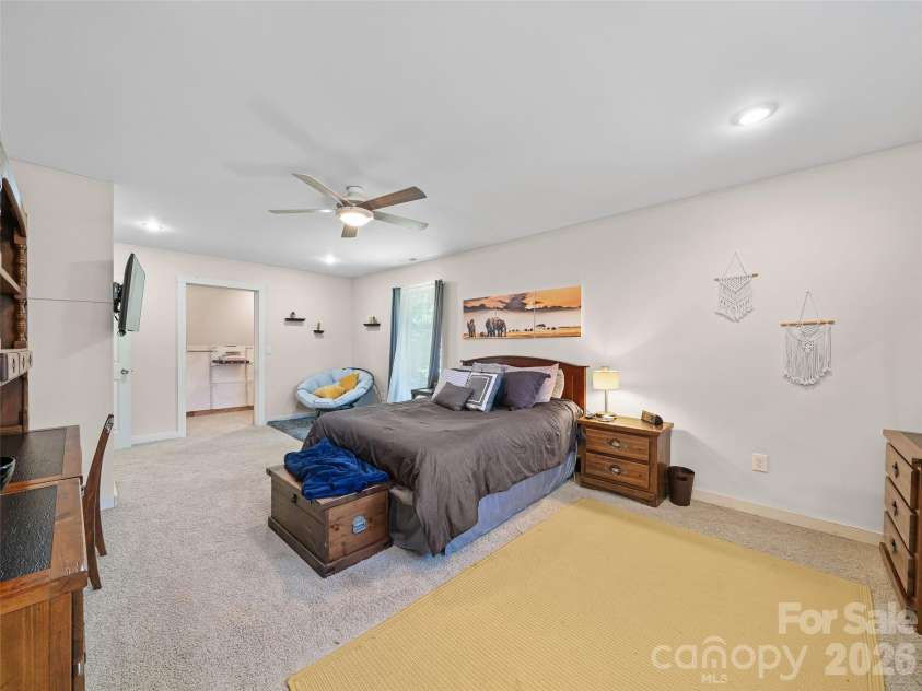 349 Spring Creek Road, Bakersville, NC 28705.  MLS# CAR4397746, YatesRealty ID 33820. 