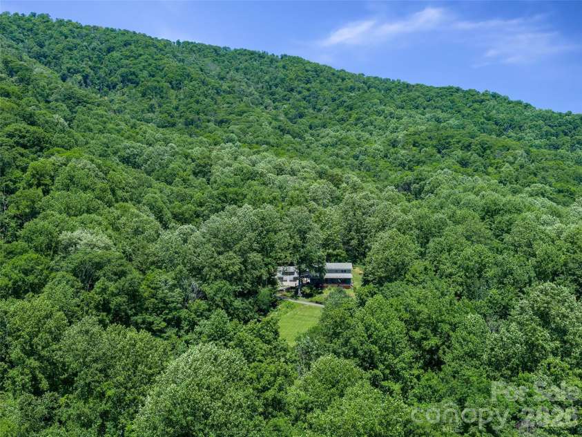 349 Spring Creek Road, Bakersville, NC 28705.  MLS# CAR4397746, YatesRealty ID 33820. 