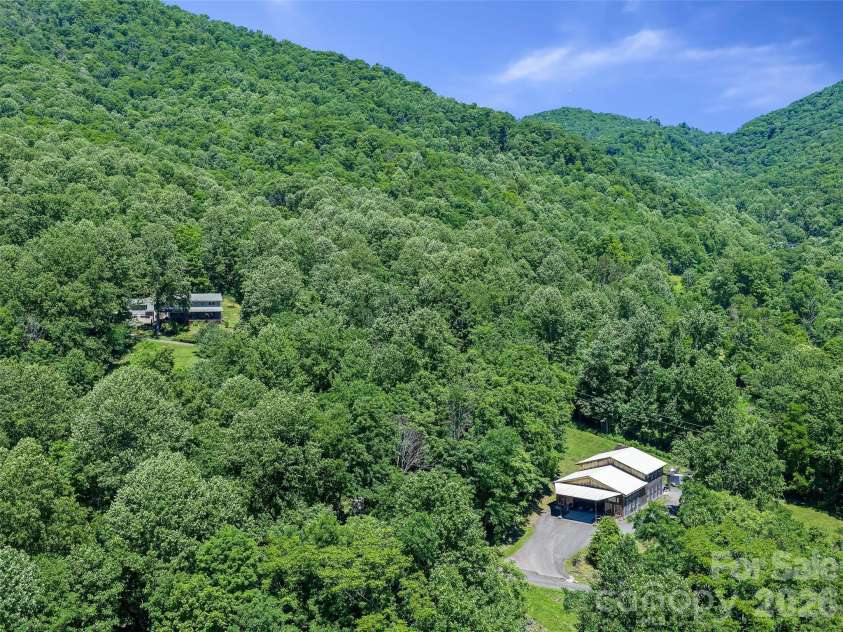 349 Spring Creek Road, Bakersville, NC 28705.  MLS# CAR4397746, YatesRealty ID 33820. 