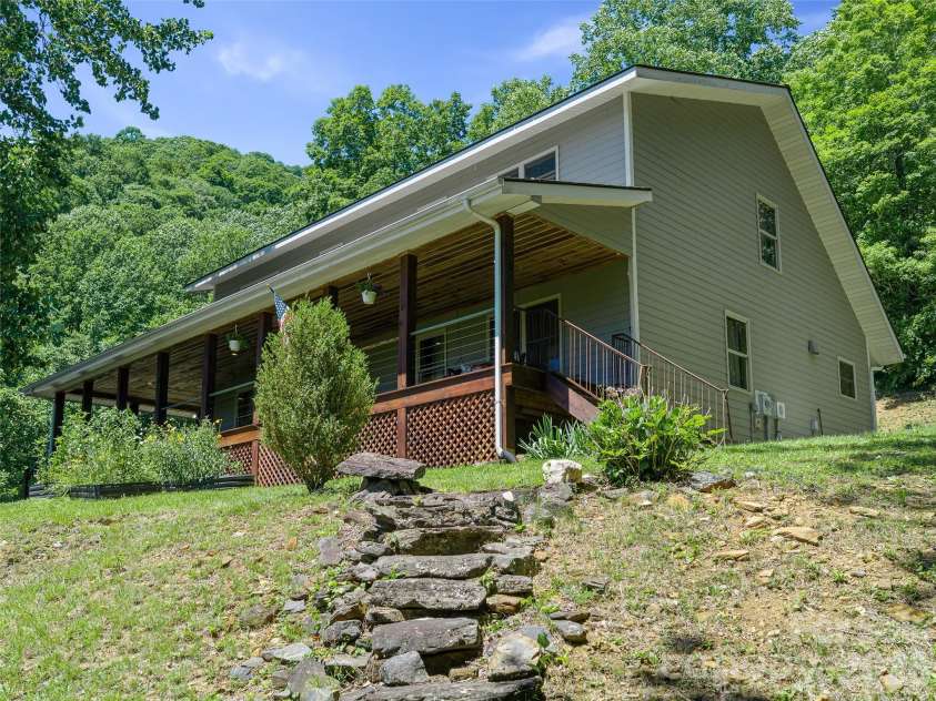 349 Spring Creek Road, Bakersville, NC 28705.  MLS# CAR4397746, YatesRealty ID 33820. 