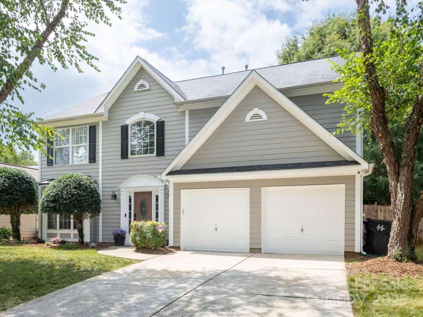 7620 Silverton Way, Huntersville, NC 28078.  MLS# CAR4294134, YatesRealty ID 33820. 