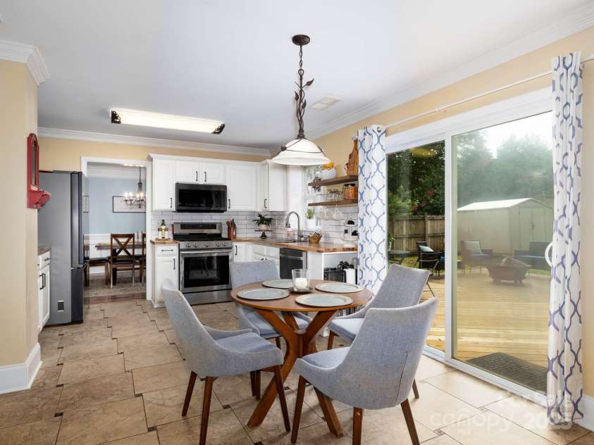 7620 Silverton Way, Huntersville, NC 28078.  MLS# CAR4294134, YatesRealty ID 33820. 