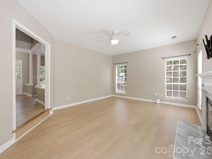8048 Hunley Ridge Road, Matthews, NC 28104.  MLS# CAR4395882, YatesRealty ID 33821. 