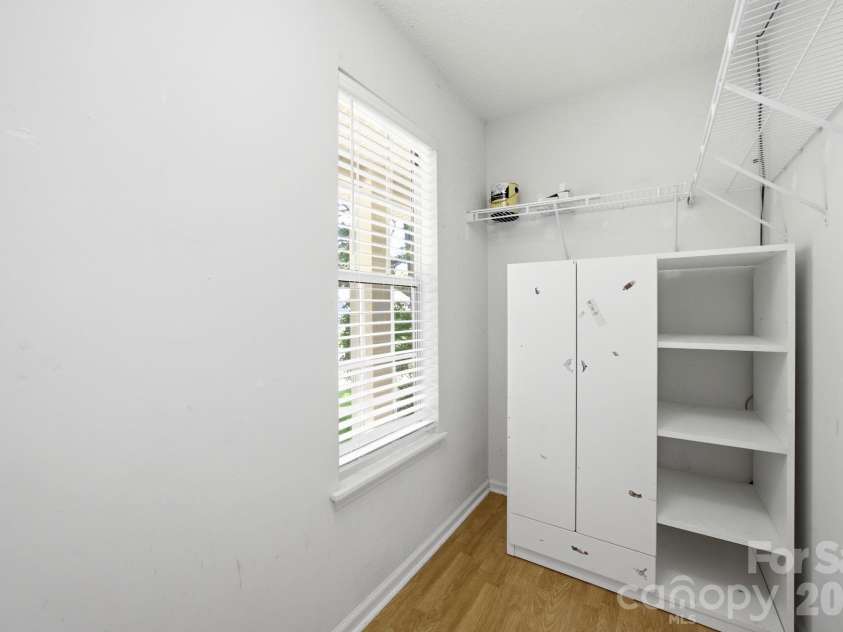 8048 Hunley Ridge Road, Matthews, NC 28104.  MLS# CAR4395882, YatesRealty ID 33821. Closet