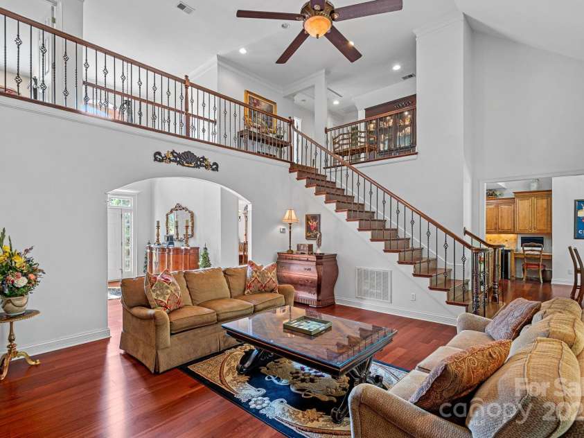 17018 Laurelmont Court, Fort Mill, SC 29707.  MLS# CAR4278414, YatesRealty ID 33822. 